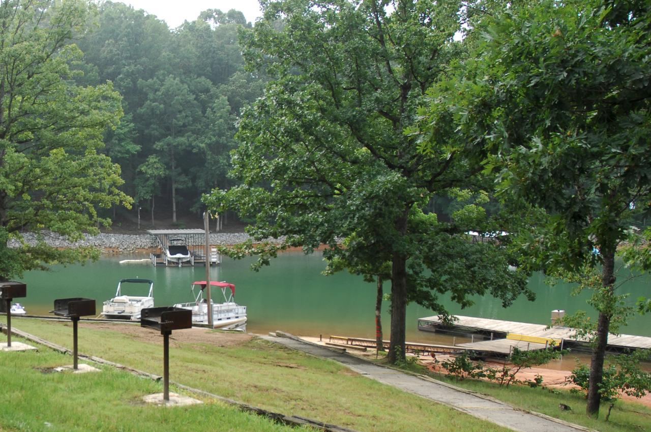 Carolina Landing Camping Resort Two-Bedroom Cabin 1 Fair Play Exterior photo